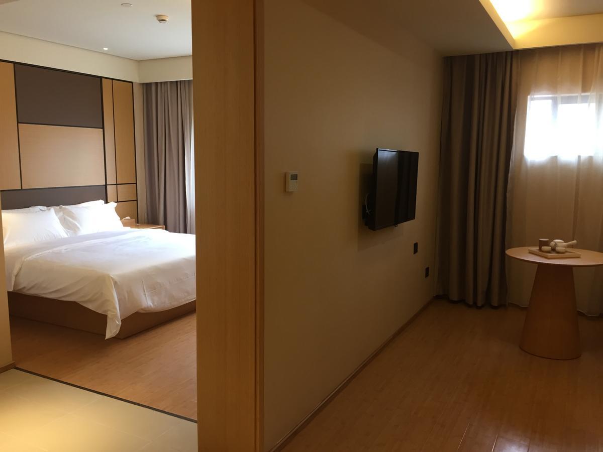 Ji Hotel Shanghai Guangda Liuzhou Road Екстериор снимка