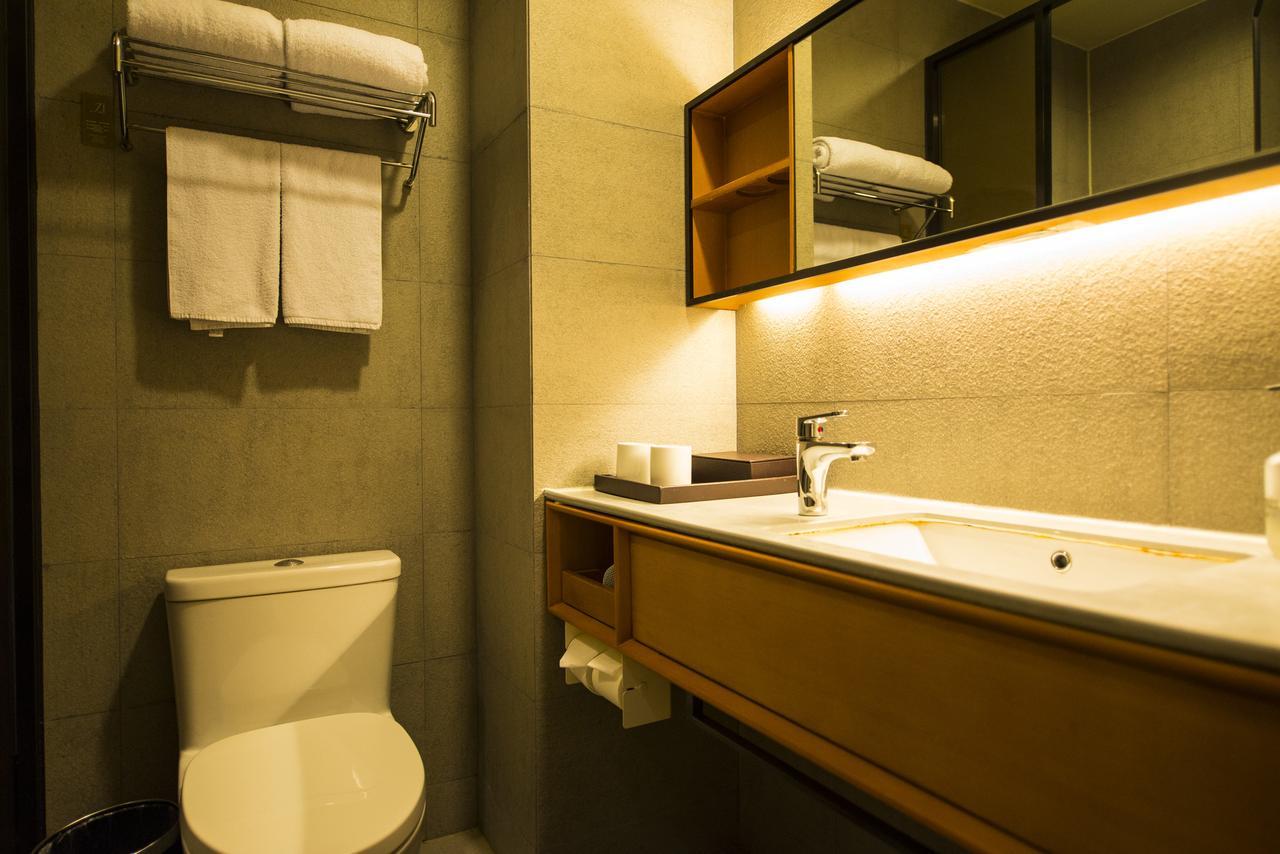 Ji Hotel Shanghai Guangda Liuzhou Road Екстериор снимка