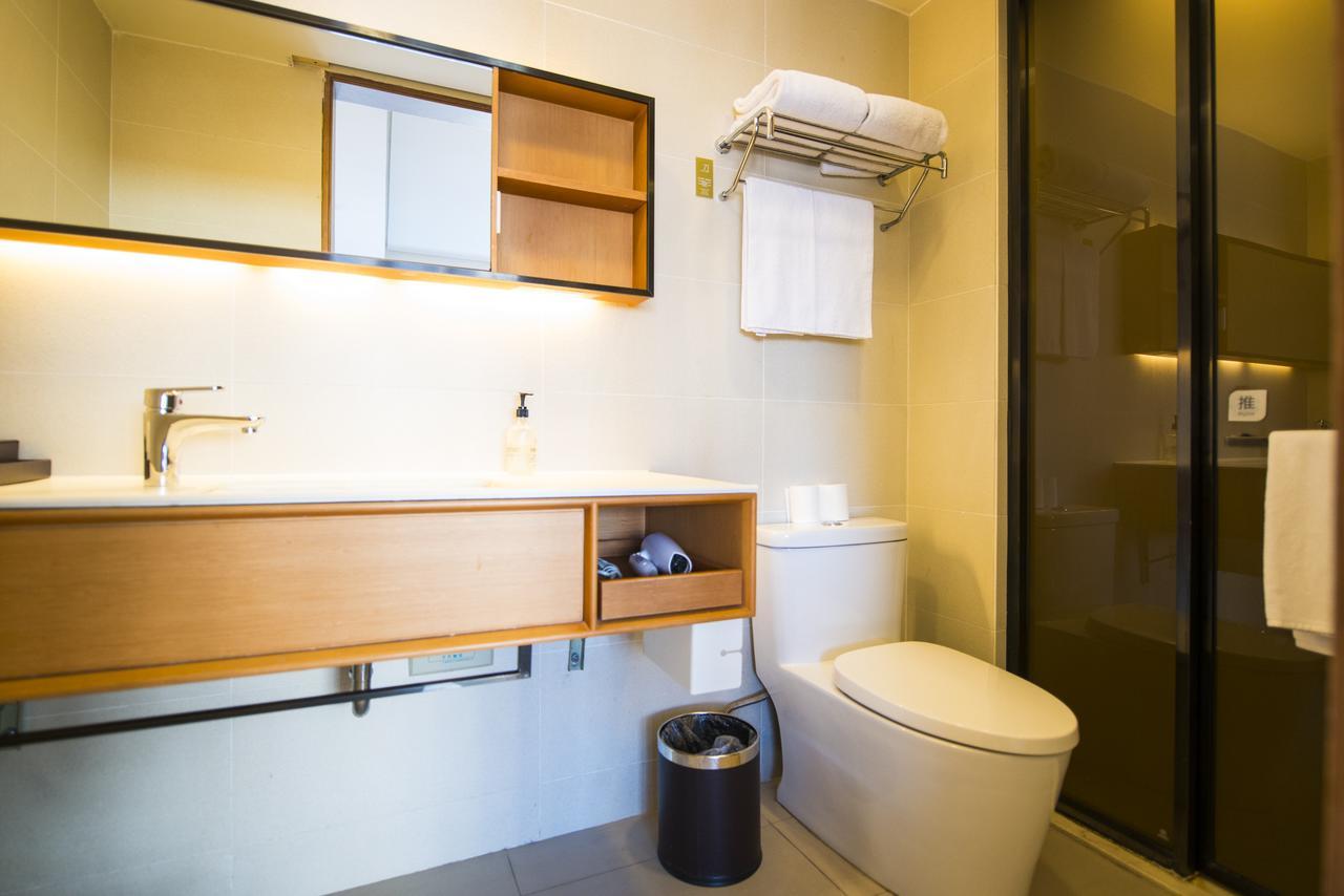 Ji Hotel Shanghai Guangda Liuzhou Road Екстериор снимка