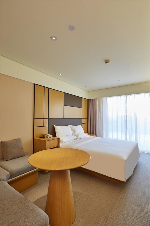 Ji Hotel Shanghai Guangda Liuzhou Road Екстериор снимка
